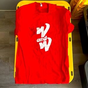 W and W autographed T Shirt